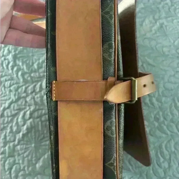 LV CARTOUCHIERE GM SHOULDER BAG MONOGRAM- 100% authentic & ready for the summer - Picture 7 of 15